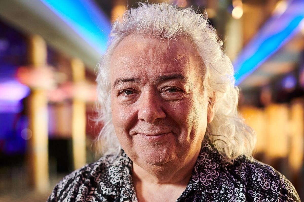 Bernie Marsden, the Whitesnake guitarist who co-wrote "Here I Go Again", has died at the age of 72.