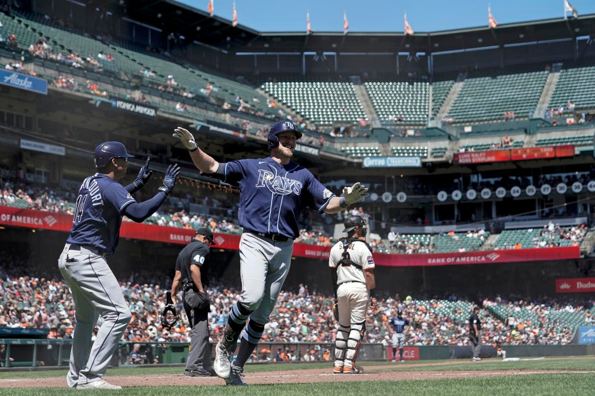 Luke Raley of the Rays and Oracle Park for the Giants combine in one of MLB's strangest in-park HRs