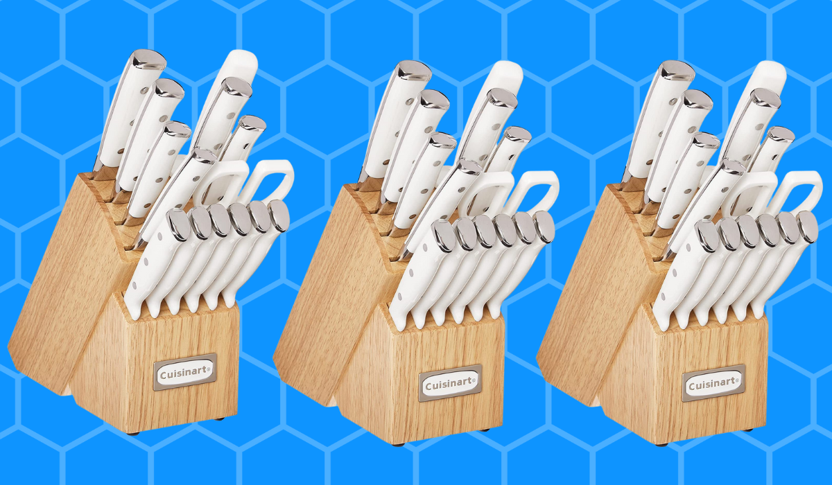 The Cuisinart 15-Piece Knife Set is on sale at Amazon.